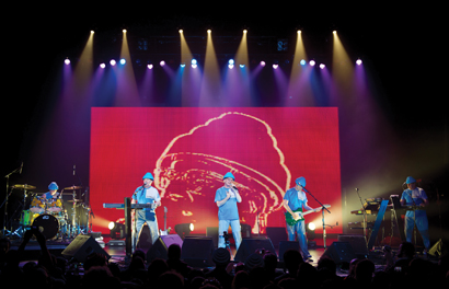 DEVO tour photo by Steve Jennings