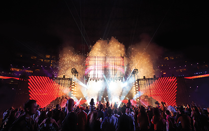 Grey Cup CFL Halftime Show. Photo: Carole Bozzato Timm & Roy Timm