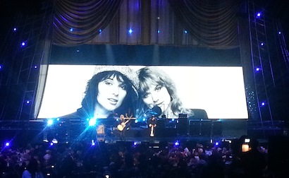 Heart on the MC7 video panels and onstage.