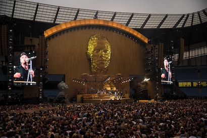 Robbie Williams' stage set.