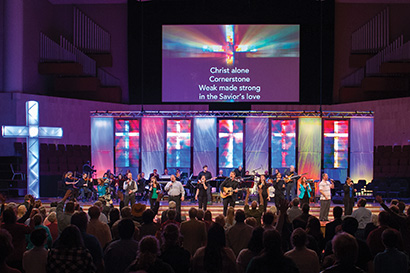 Belleview Baptist Church in Memphis, TN Enhances Worship Service with PixelFlex LED Visuals