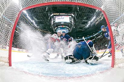 Solotech helped upgrade The Bell Centre, home of the Canadiens, with Lidlum Sport LED fixtures.