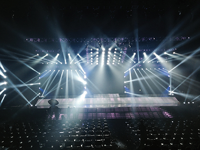 Visions Lighting used Platinum Beams and Opti Tri Pars for the shoot