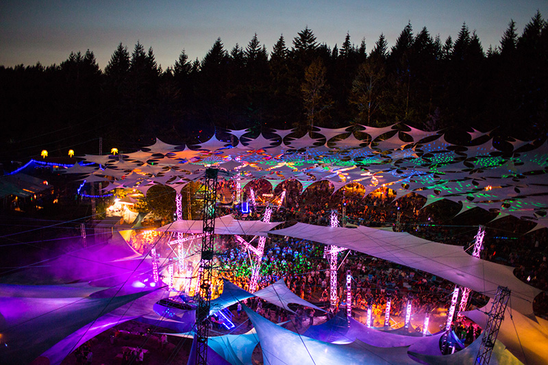 The main Mountain View Stage, sheltered by GuildWorks’ stretch canopy. Photo by Liz Devine