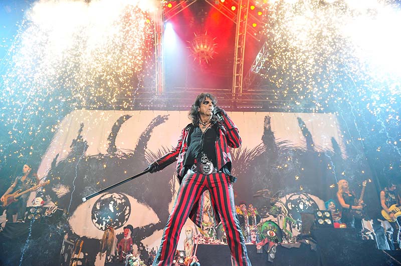 Alice Cooper tour photo by Steve Jennings