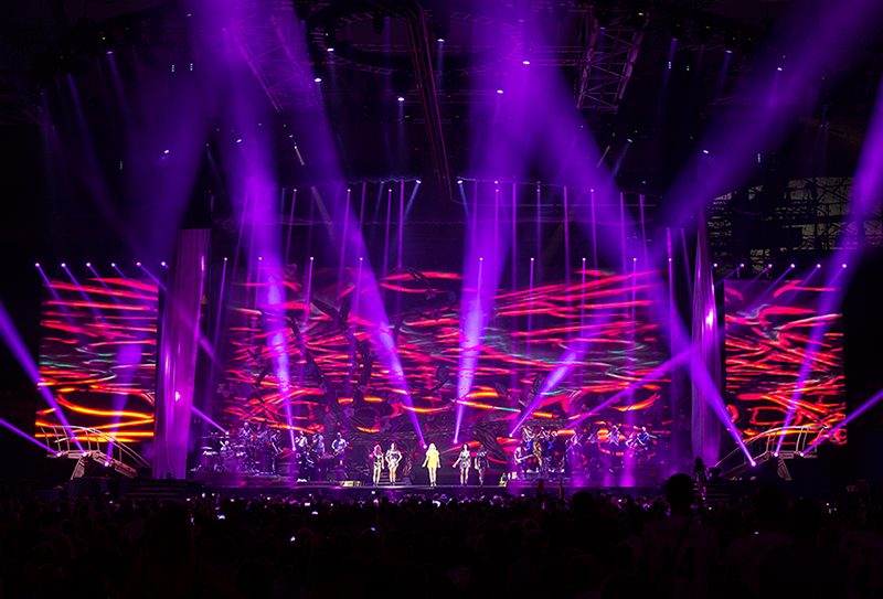 Helene Fischer Tour Visuals Get d3 Technologies Assist