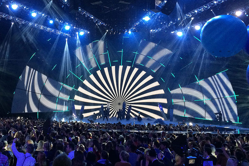 MTV EMA Awards in Scotland gets XL Video support. Photo by Richard Burford