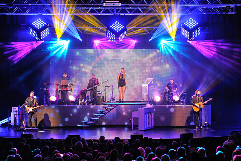 Colbie Caillat 2014 Tour photo by Steve Jennings