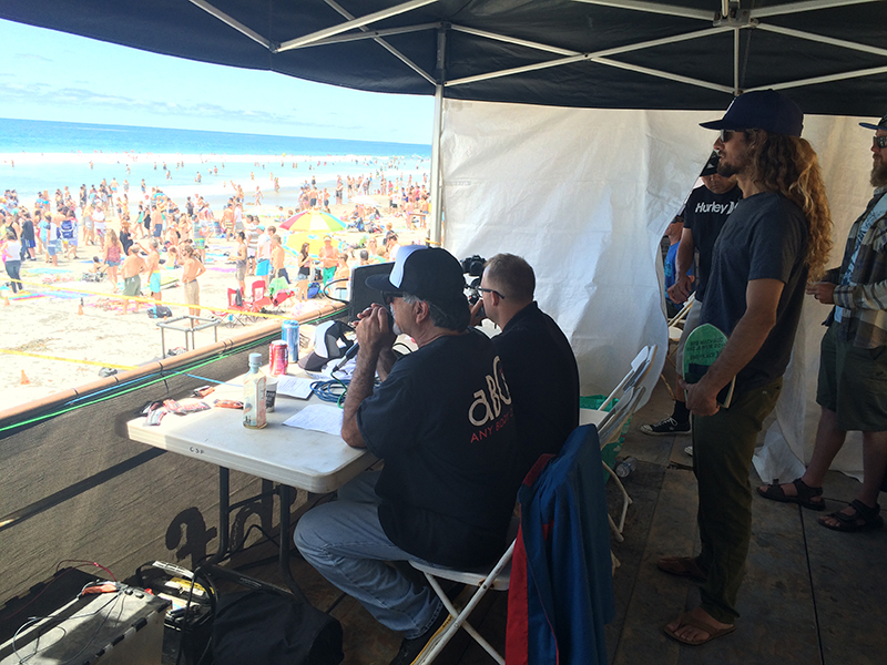 To support the live production and live streaming needs of the 11th annual Switchfoot Bro-Am fundraiser at Moonlight Beach, Austin, TX-based TourGigs used Blackmagic products, including ATEM 1 M/E Production Studio 4K switchers.