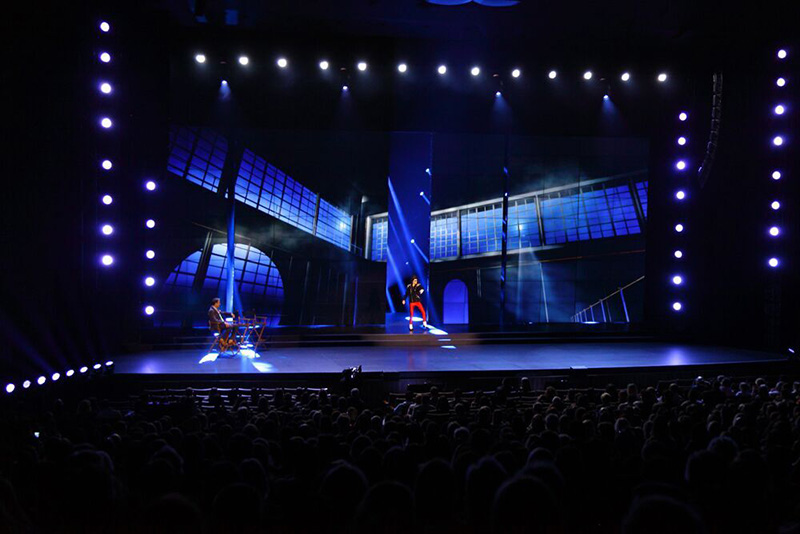 Bell Media/CTV's upfront event got a video assist from APG Displays