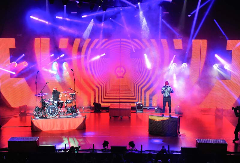 Twenty One Pilots 2015 Blurryface tour photo by Steve Jennings