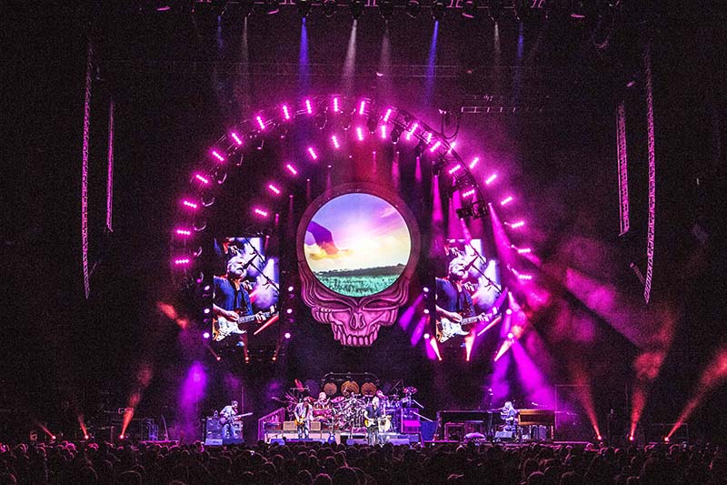 Dead & Company photo by Paul Guthrie