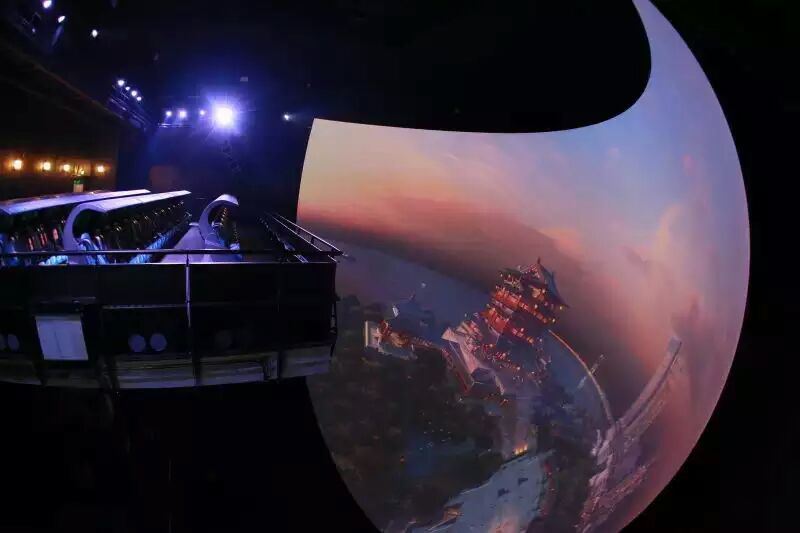 The flight simulation ride named 'Flyover Jiangxi' makes use of eight Christie D4K3560 3DLP projectors on two domed screens.