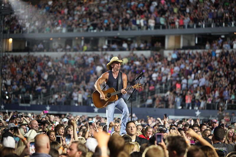 Kenny Chesney ‘Spread the Love’ Tour