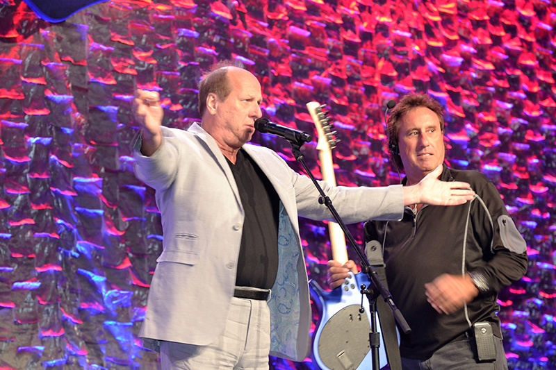 Stage manager Jeff Van Duyn came out to tell host Adrian Belew that the event was not, in fact, the Rock and Roll Hall of Fame induction ceremony.