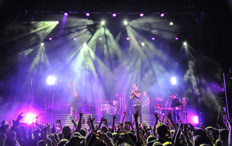 The band performed at the Fox Theater in Oakland, CA on Oct. 12. Photo and Text by Steve Jennings