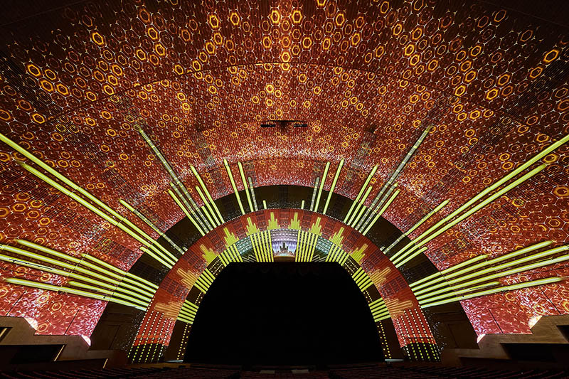 Ultra-high-res projection-mapping extends from four to eight of the venue’s proscenium arches, and all native 14,000-by-14,000 pixels were mapped for the FOH projection. Photos courtesy Radio City/MSG.